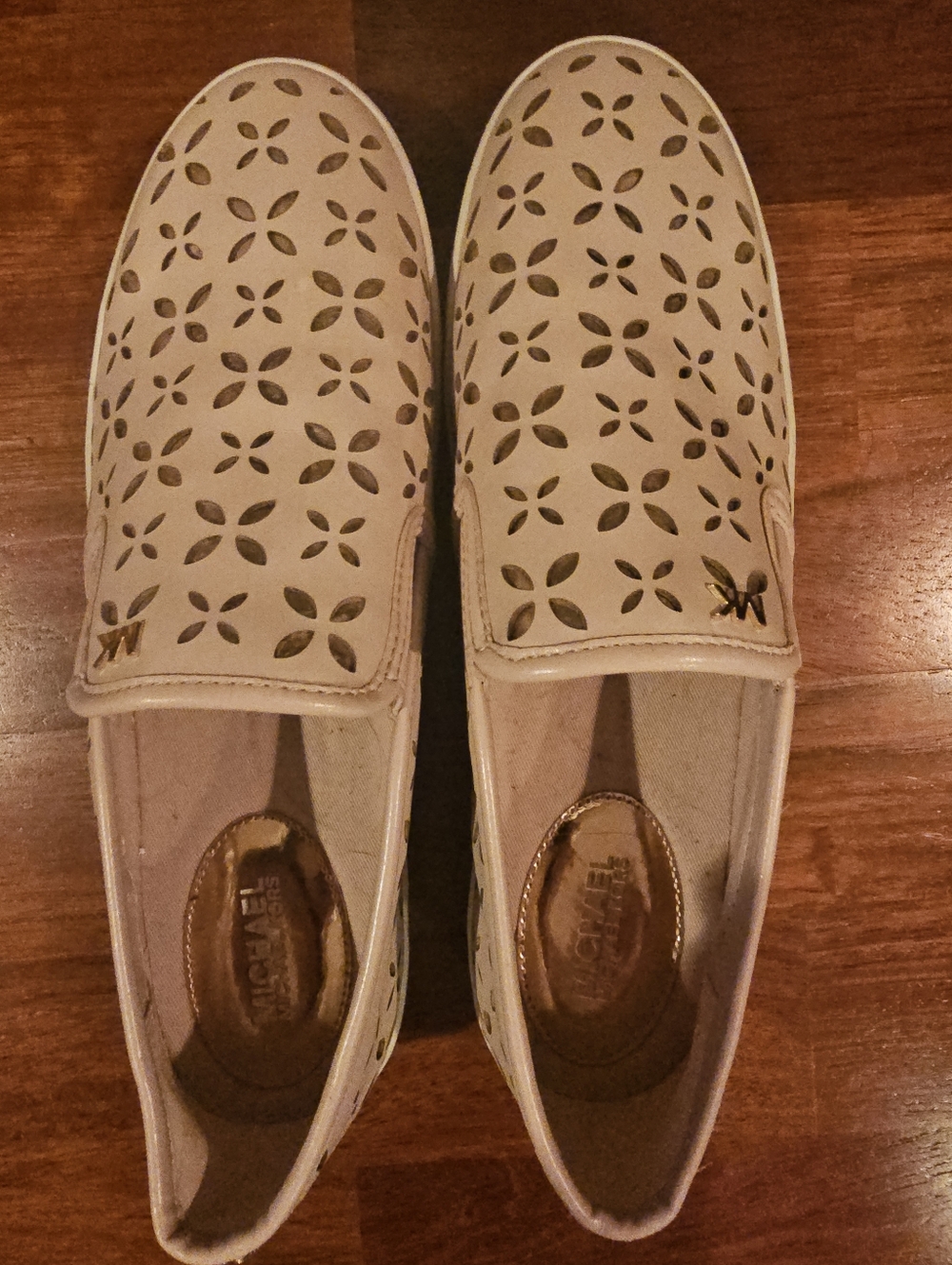 MICHAEL Michael Kors Light Pink Perforated Slip-On Sneakers- New Without Box - Picture 3 of 4
